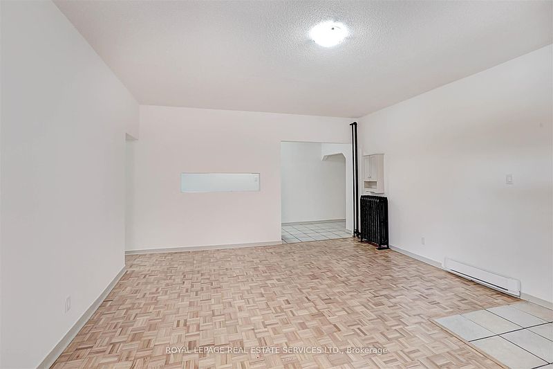 Toronto House for rent - 3 Bedrooms — photo 5
