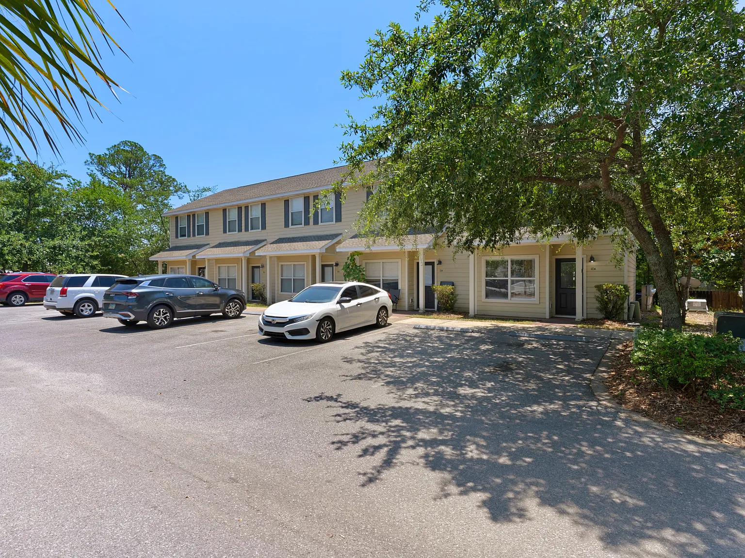 2 bed, 2.5 bath, 1109 sqft, $1,650 — Photo 4