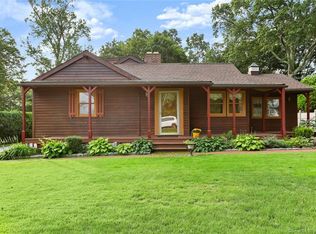 219 Godfrey Rd, Fairfield, CT 06825