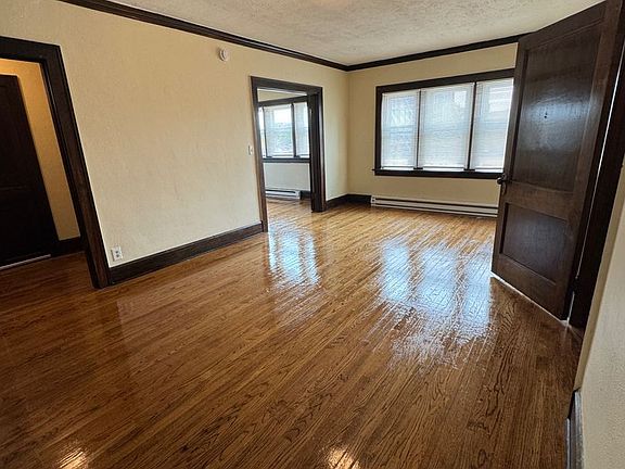 4th image of 222 N 5th St #301