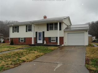 254 Daugherty Dr, Barboursville, WV 25504