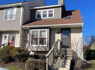 5004 Shannon Ct, Chester Springs, PA 19425