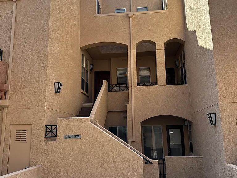 274 W 20th Ave — Photo 1