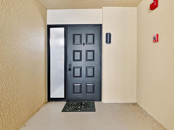 4th image of 5188 Woodland Lakes Drive #332