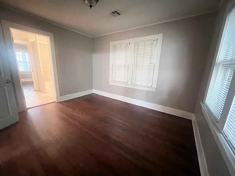 1432 NW 45th St — Photo 11