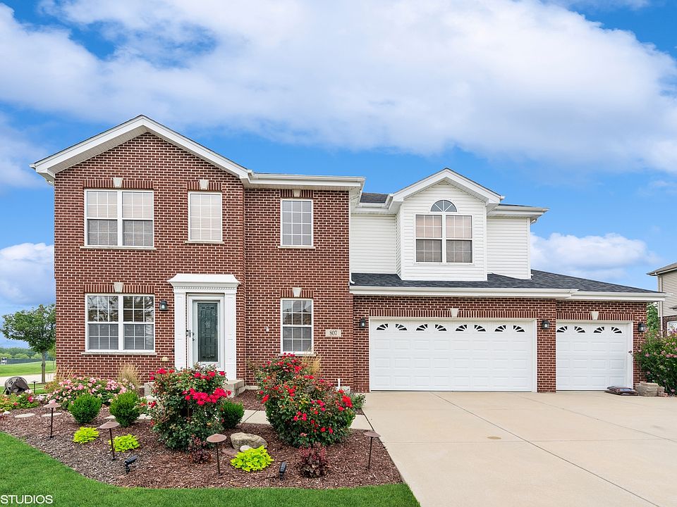 1st image of 807 Karen Ln