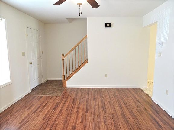 Foyer & Living Room