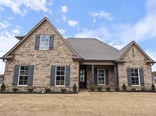 110 Garrett Dr, Batesville, MS 38606