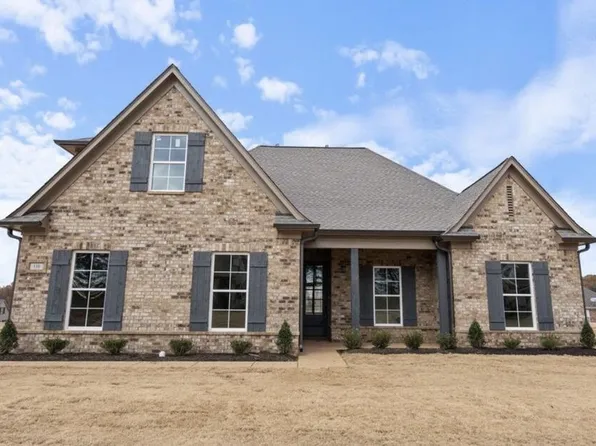 110 Garrett Dr, Batesville, MS 38606
