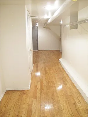 Rented by Mark David | media 54