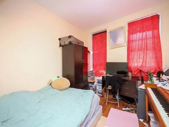 6005 Fort Hamiltn Parkway image 10 of 12