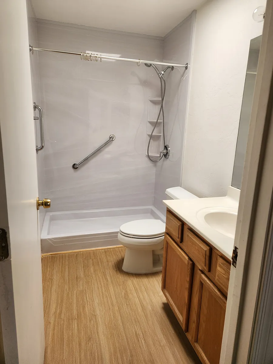 Building Photo - 388 E 20th St #2