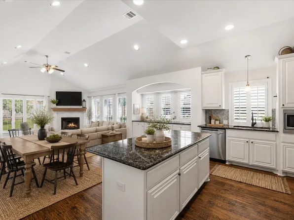 5800 New Ballinger Dr, Argyle, TX 76226