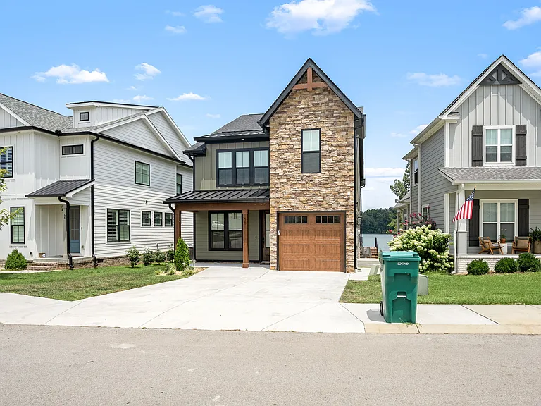 58 Barefoot Ln — Photo 83