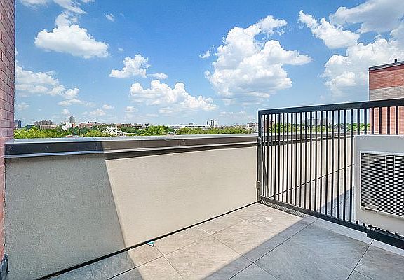 5th image of 2600 7th Ave Penthouse D