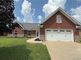 2796 Crescent Hill Dr NE, Corydon, IN 47112
