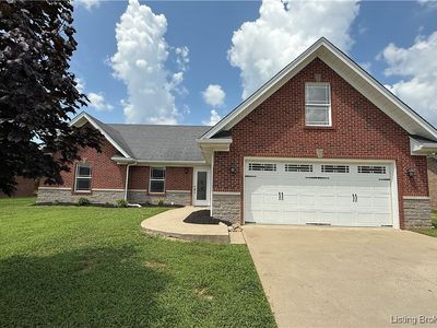 2796 Crescent Hill Drive NE, Corydon, IN, 47112