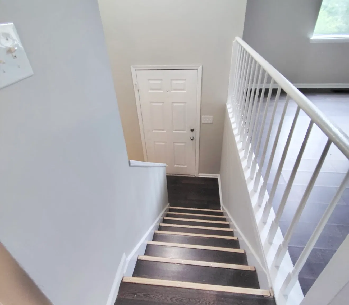 3 bed, 2088 sqft, $1,300 — Photo 3