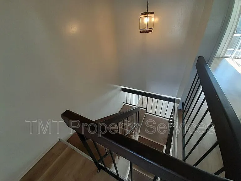 413 E Rice Ranch Rd — Photo 13