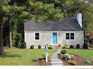 13 Edgerton St, Darien, CT 06820
