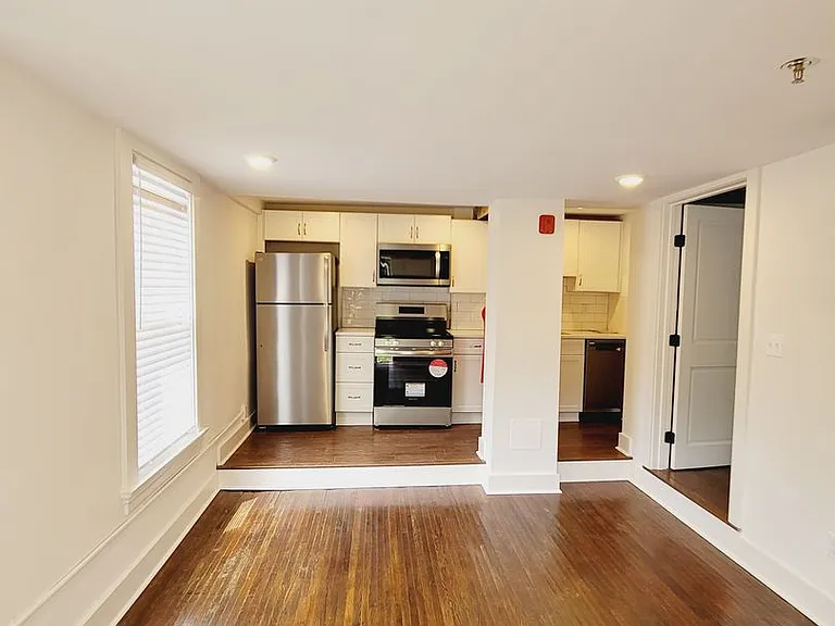 2237 Rivermont Ave — Photo 2