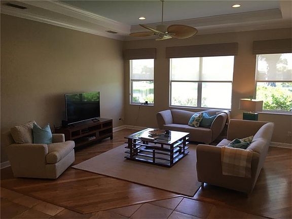 4th image of 165 Montelluna Dr