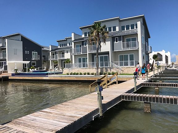 2nd image of 6101 Padre Blvd #503
