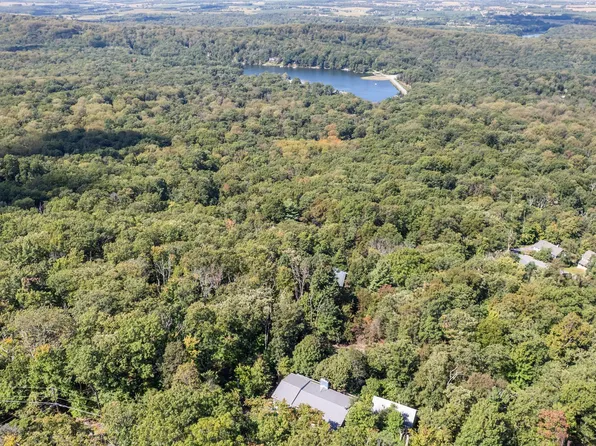 622 Shannondale Rd, Harpers Ferry, WV 25425