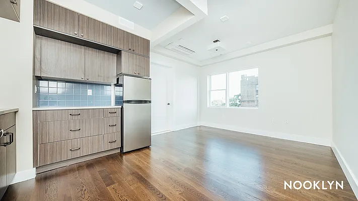 Rented by Nooklyn NYC LLC | media 3