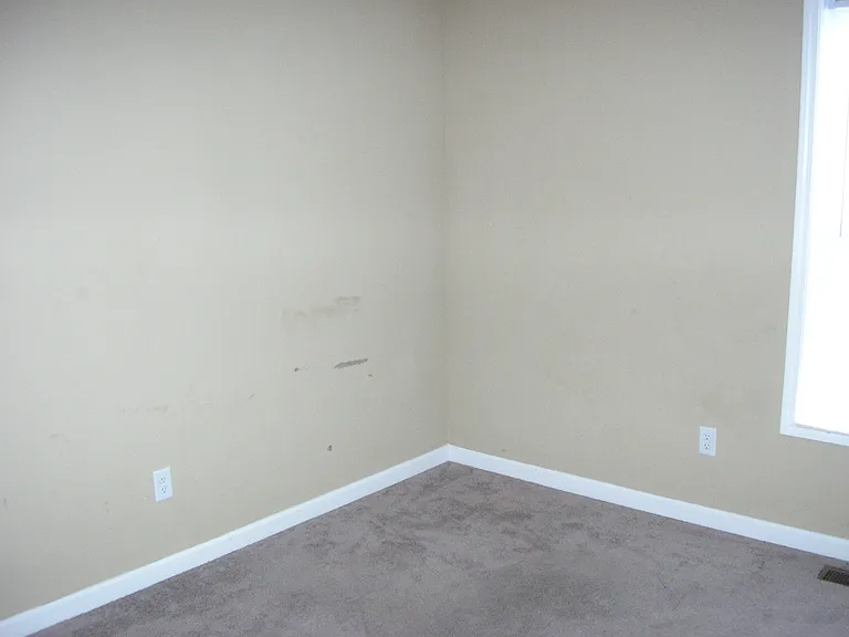 210 Crow Ave #B — Photo 6