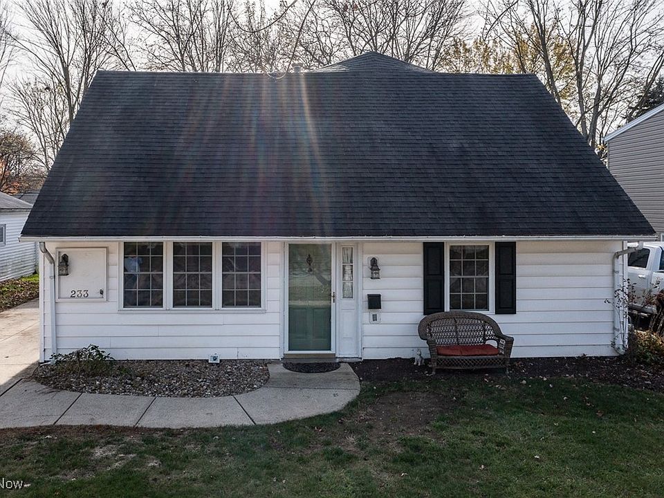 1st image of 233 Fairpark Dr