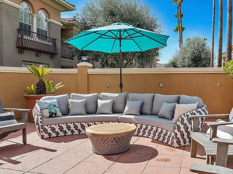 Villa Veneto at Palm Valley — Photo 22