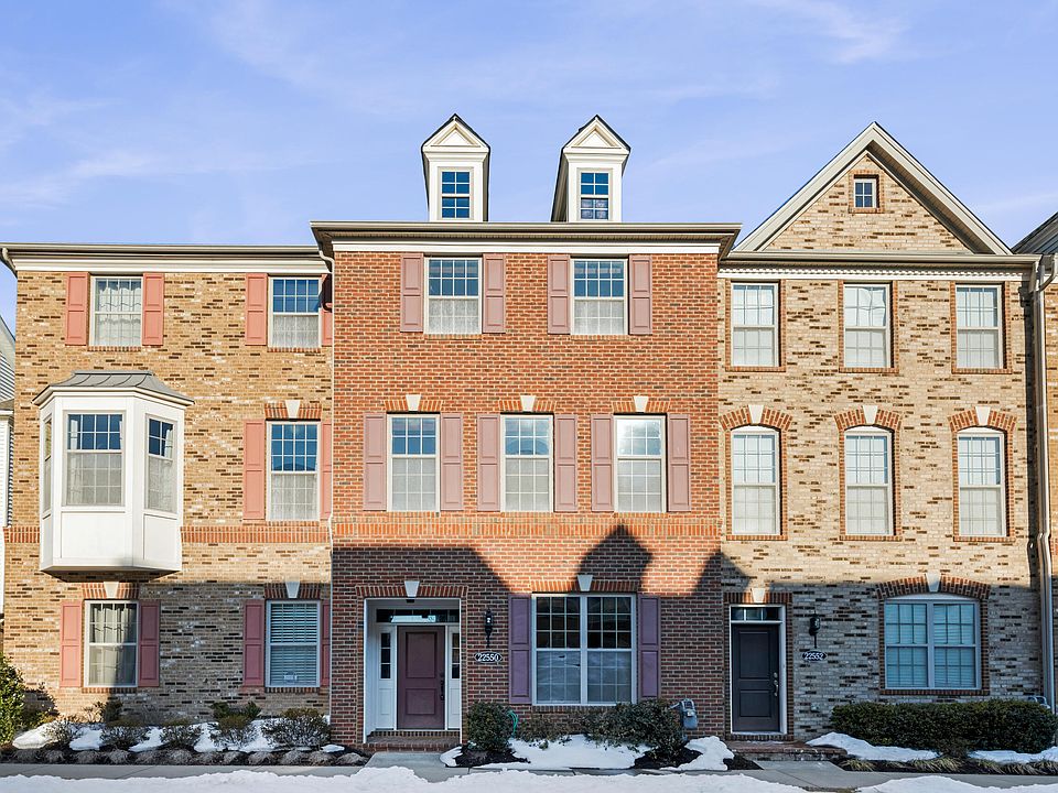 1st image of 22550 Cambridgeport Sq