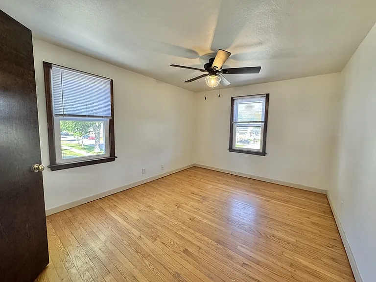 300 S Maple Ave #302 — Photo 5