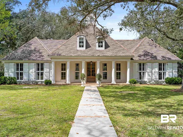 18289 Woodland Dr, Fairhope, AL 36532