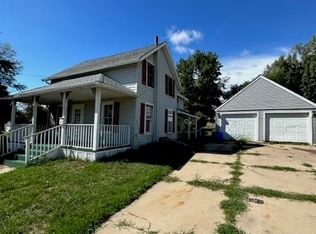 220 3rd Ave, Marion, IA 52302