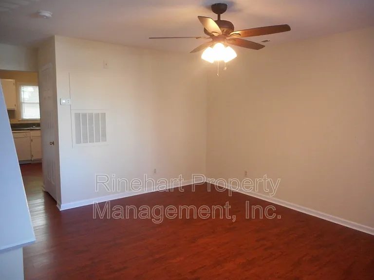 1112 Camden Ave #104 — Photo 2