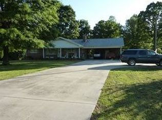 5673 Robbins Country Rd, Trinity, NC 27370