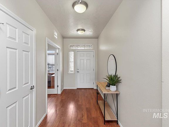 5th image of 19352 Warbler Way
