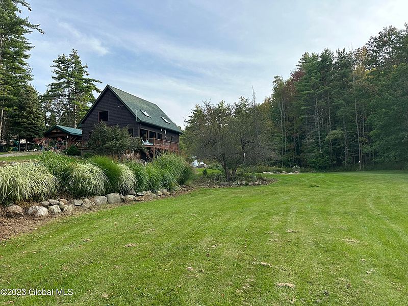 2nd image of 117 Split Rock Road