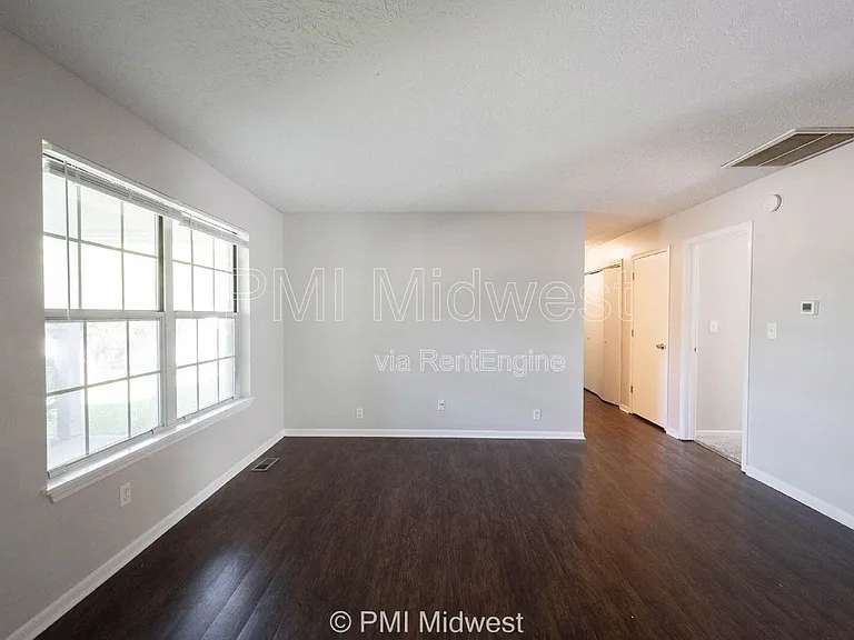3281 Cherry Lake Ln — Photo 6