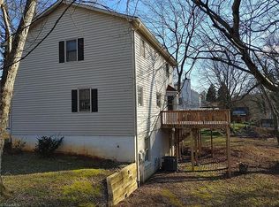 1700 Calvary View Ln, Clemmons, NC 27012