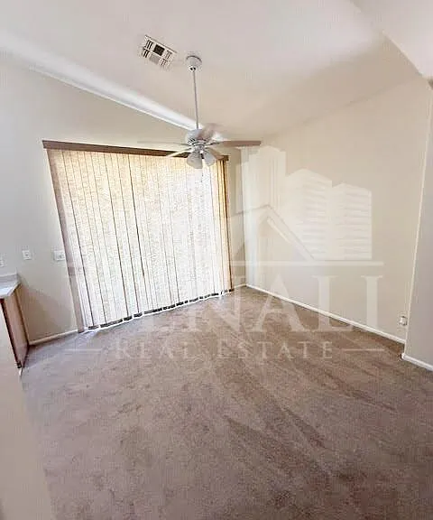 797 N Gregory Pl — Photo 10
