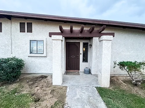 1465 E Laguna Pl #11 Photo 1