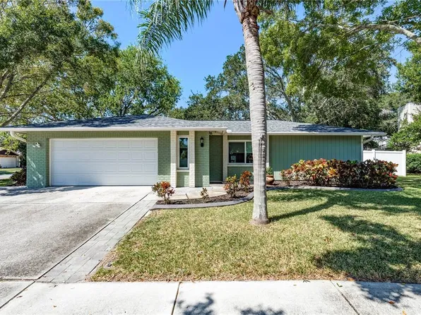 1357 Wexford Dr N, Palm Harbor, FL 34683