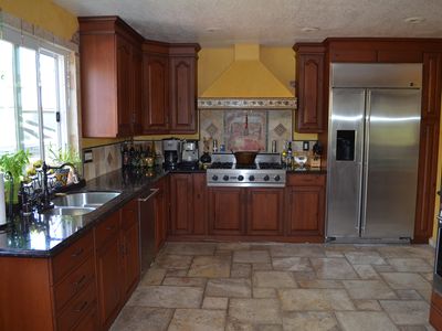 1406 N Calle La Cumbre, Camarillo, CA, 93010