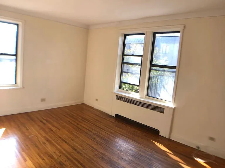 2751 Homecrest Ave #3M — Photo 1