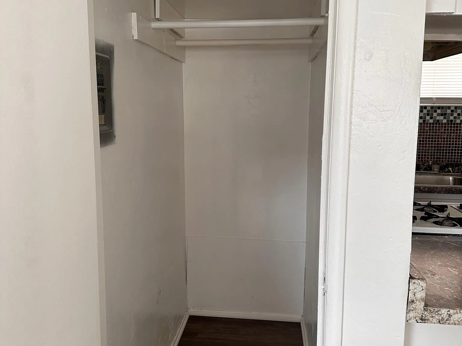 Studio, 500 sqft, $1,000 — Photo 4
