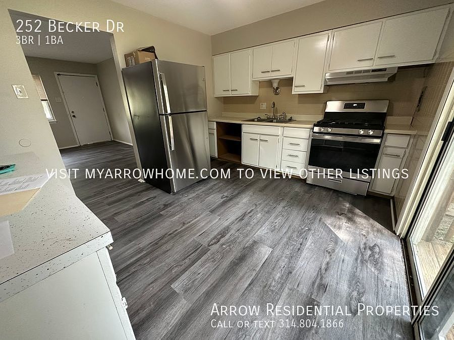 1st image of 252 Becker Dr