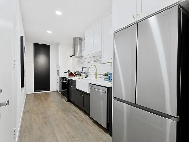 526 Colquitt St — Photo 10